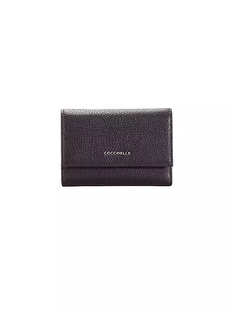 COCCINELLE | Nombre del producto: Billetera METALLIC SOFT
Marca: COCCINELLE
Color: crema
Categorías: Moda,Mujer

Material: Cuero
Diseño: Liso
Detalles: Logo | beere